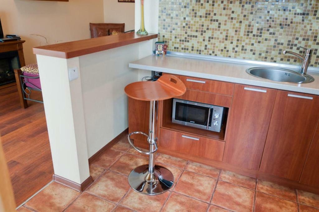 Modern Apartment With Panoramic View Near Metro 23August Kharkov Luaran gambar