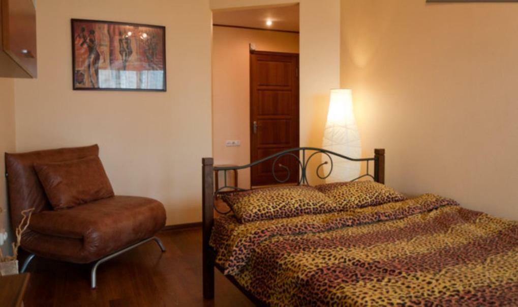 Modern Apartment With Panoramic View Near Metro 23August Kharkov Luaran gambar